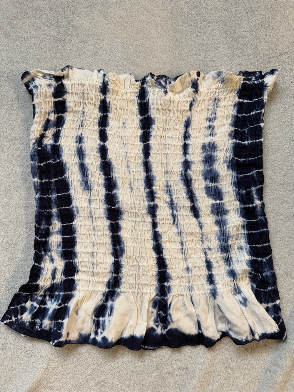 Style Envy Navy and Cream Tie-Dye Smocked Tube Top